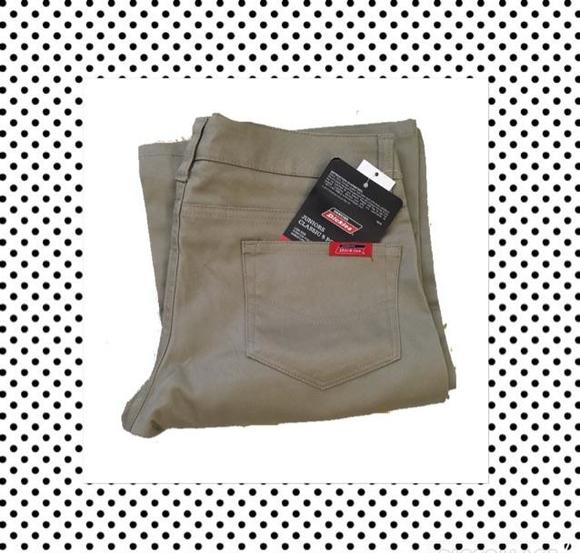 #20-NWT Dickies khaki pants size 7 - Picture 1 of 3